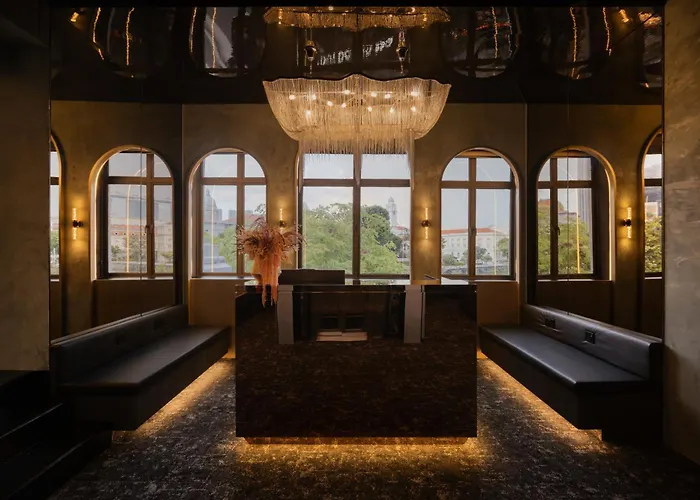 Cube Social Boutique Capsule Hotel At Boat Quay Singapore